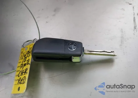 2018 Toyota C-Hr Xle z USA, uszkodzony, nr VIN JTNKHMBX4J1010184